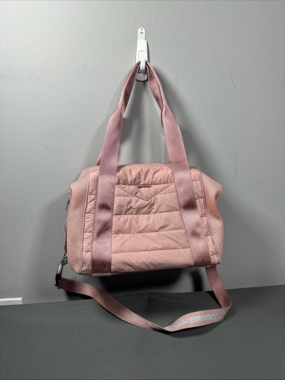 Stella & Max Pink Puffer Travel Bag